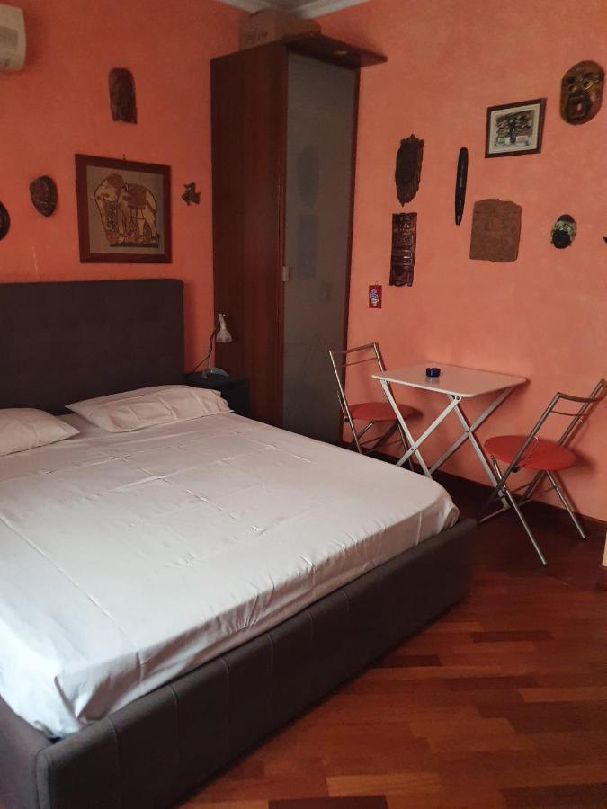 B&B Olania カステッランマーレ・ディ・スタービア エクステリア 写真